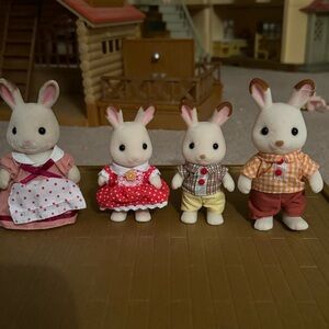 Calico critters hopscotch family